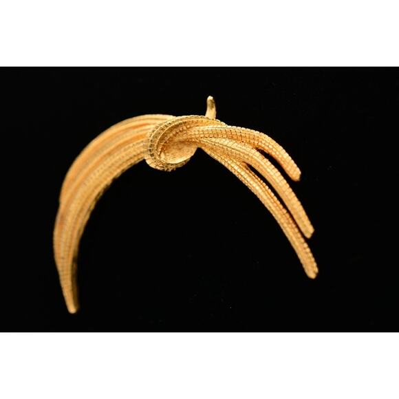 Monet Vintage Bow Pin Brooch Textured Brushed Gold Signed 1990s Bin1 - Picture 3 of 12